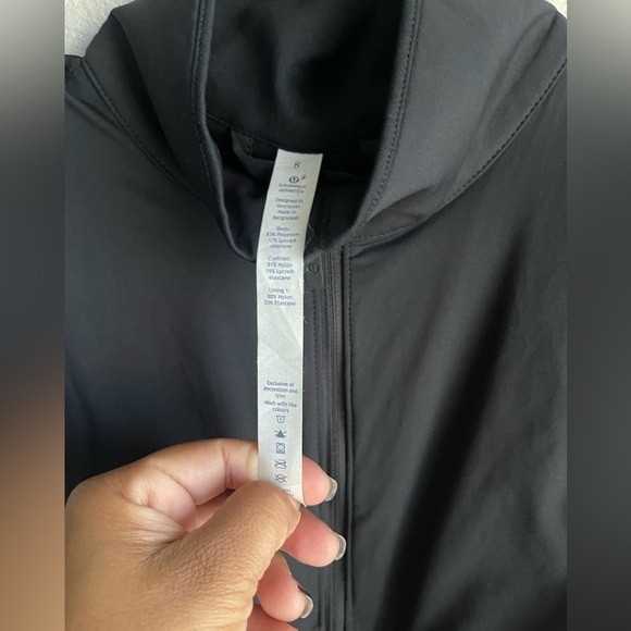 Lululemon Kicking Asphalt Vest Sz 8 In Black - Picture 6 of 6